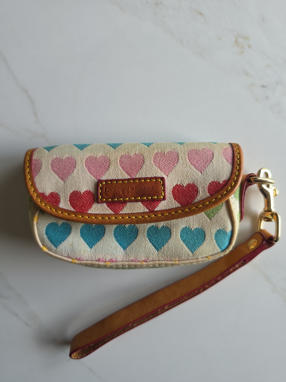 Vintage Dooney & Bourke Y2K Multicolor Heart Canvas Wristlet - Excellent Conditi